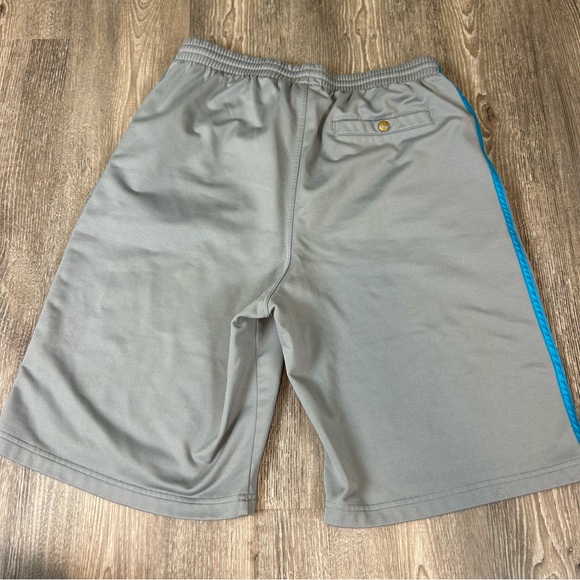 Men’s Adidas Striped Shorts - Picture 3 of 12